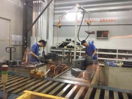 震德凤翔油缸油制线
