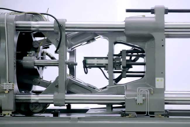 世界级的日本机械设计-震雄注塑机
