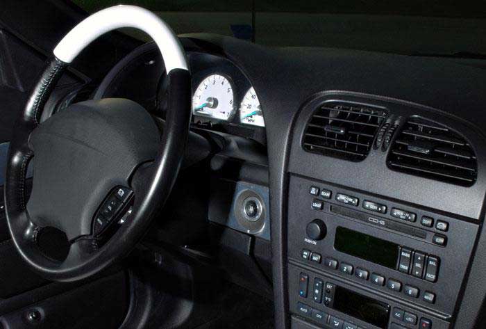 震雄注塑机-您值得信赖的高品质注塑机-汽車應用